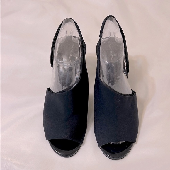 Bandolino Classic Black Peep-Toe Heels - Picture 2 of 7